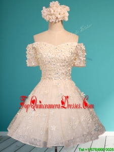 Beautiful White Off the Shoulder Short Sleeves Quinceanera Dama Dress with Appliques and Beading