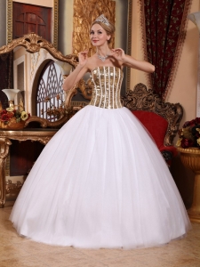 Gold And White Tulle Quinceanera Dress For Sweet 16