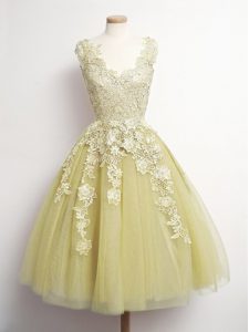 Custom Designed Sleeveless Knee Length Appliques Lace Up Quinceanera Dama Dress with Yellow