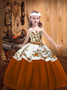 Admirable Floor Length Brown Winning Pageant Gowns Straps Sleeveless Lace Up