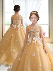 Customized Gold Ball Gowns Organza Scoop Sleeveless Beading and Appliques Zipper Little Girls Pageant Gowns Brush Train