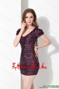 2015 Fashionable V Neck Mini Length Dama Dress with Sequins