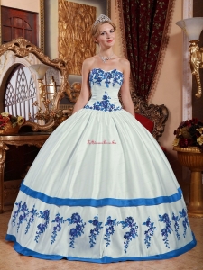 White and Blue Sweetheart Floor-length Taffeta Appliques Quinceanera Dress