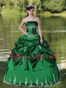 Custom Made Green Quinceanera Dress Party Wear With Satin Embroidery Decorate