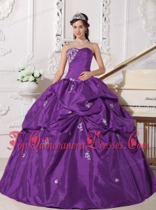 Puffy Lavender Ball Gown Sweetheart Floor-length Taffeta Beading Sweet 16 Gowns