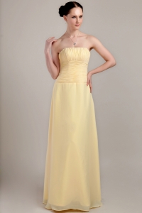 Light Yellow Dama Dresses for Quince Strapless Chiffon Ruch
