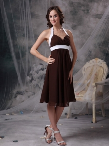 Brown Sweetheart Halter Knee-length Chiffon Ruched Dama dresses