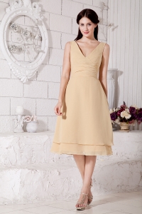 Champagne V-neck Tea-length Chiffon Ruch Dama Dresses for Quinces