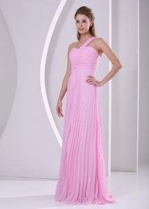 Pink One Shoulder Pleat Chiffon Brush Train Quinces Dama Dresses