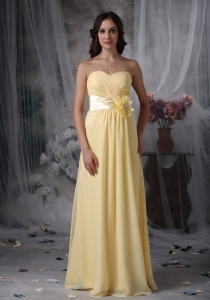 Hand Made Flower Dama dresses Yellow Sweetheart Chiffon