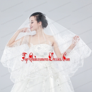 Classic One-Tier Lace Appliques Edge Wedding Veil