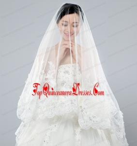 Discount Two-Tier Classic Wedding Veils with Lace Edge