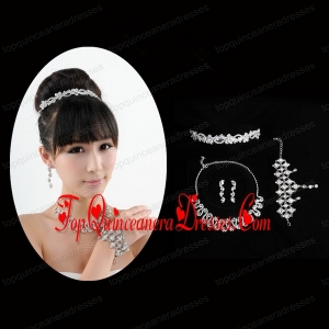 Dreamlike Rhinestones Alloy Necklace And Earrings Jewelry Set