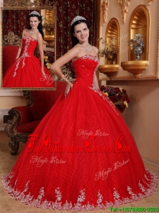 2016 Luxurious Ball Gown Strapless Quinceanera Dresses with Appliques