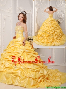 2016 Popular Ball Gown Court Train Appliques and Beading Quinceanera Dresses