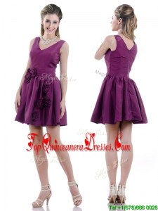 Exquisite V Neck Taffeta Purple Dama Dress with Handcrafted Flowers