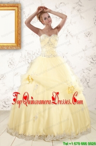 2015 Beautiful Beading Light Yellow Quinceanera Dresses