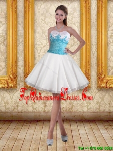2015 Gorgeous White Sweetheart Dama Dresses with Blue Embroidery
