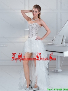2015 Gorgeous Ball Gown Sweetheart White Dama Dresses with Ruffles and Beading