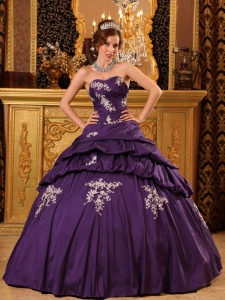 Sweet 16 Purple Embroidery Taffeta Quinceanera Dress