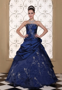 Navy Blue Quinceanera Dress With Embroidery 2014 Strapless Gown