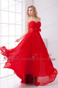 Elegant Strapless Red Empire Pleat Chiffon Dama Dress for Quinceanera with Bowknot