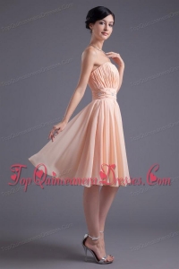 Elegant Empire Strapless V-neck Knee-length Chiffon Peach Dama Dress for Quinceanera with Beading