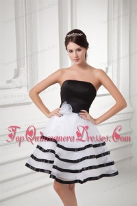 White and Black A-line Strapless Mini-length Organza Dama Dress for Quinceanera with Ruffled Layers