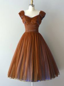 Shining A-line Quinceanera Dama Dress Brown V-neck Chiffon Cap Sleeves Knee Length Zipper