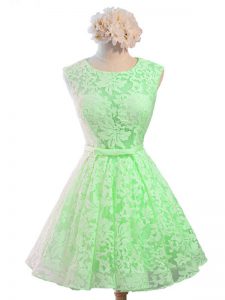 Green A-line Scoop Sleeveless Lace Knee Length Lace Up Belt Court Dresses for Sweet 16