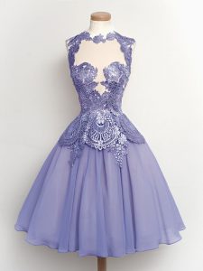 Most Popular Knee Length Lilac Quinceanera Court Dresses Chiffon Sleeveless Lace