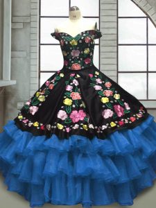 Top Selling Sweetheart Sleeveless Organza and Taffeta Vestidos de Quinceanera Embroidery and Ruffled Layers Lace Up