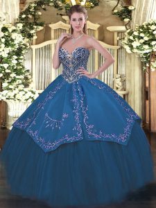 Sleeveless Beading and Embroidery Lace Up 15 Quinceanera Dress