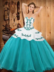 Customized Teal Sleeveless Embroidery Floor Length Vestidos de Quinceanera