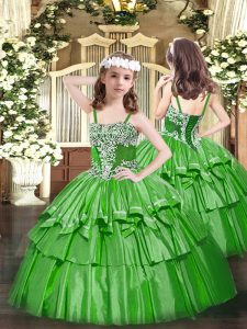 Fashionable Sleeveless Appliques and Ruffled Layers Lace Up Child Pageant Dress