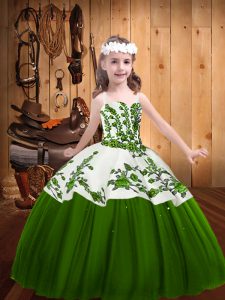 Latest Sleeveless Lace Up Floor Length Embroidery Little Girls Pageant Dress