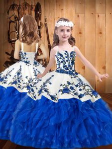 Glorious Blue And White Ball Gowns Embroidery and Ruffles Little Girls Pageant Dress Wholesale Lace Up Organza Sleeveless Floor Length