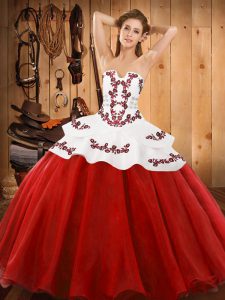 Superior Strapless Sleeveless Quinceanera Dresses Floor Length Embroidery Red Tulle