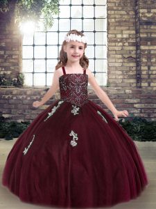 Tulle Straps Sleeveless Lace Up Beading and Appliques Kids Formal Wear in Burgundy