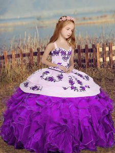 Sleeveless Organza Floor Length Lace Up Little Girls Pageant Gowns in Purple with Embroidery