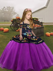 Latest Purple Straps Lace Up Embroidery Girls Pageant Dresses Sleeveless