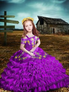 Pretty Purple Ball Gowns Embroidery and Ruffled Layers Pageant Gowns For Girls Lace Up Organza Short Sleeves Floor Length