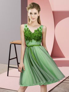 Modest V-neck Sleeveless Court Dresses for Sweet 16 Knee Length Appliques Apple Green Tulle