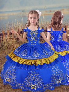 Floor Length Blue Pageant Gowns For Girls Off The Shoulder Sleeveless Lace Up