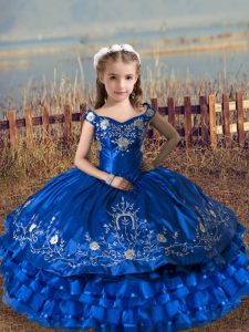 Floor Length Royal Blue Little Girls Pageant Gowns Off The Shoulder Sleeveless Lace Up