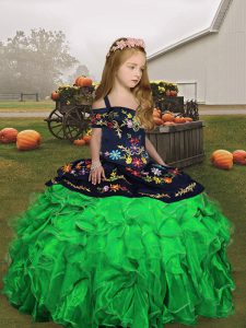 Floor Length Lace Up Little Girl Pageant Gowns for Party and Wedding Party with Embroidery and Ruffles