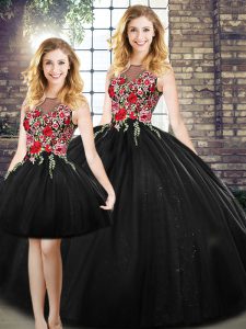 Fashionable Black Zipper Quinceanera Dresses Embroidery Sleeveless Floor Length