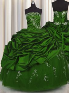 Glittering Embroidery Green Sleeveless Beading and Appliques and Pick Ups Floor Length Quince Ball Gowns