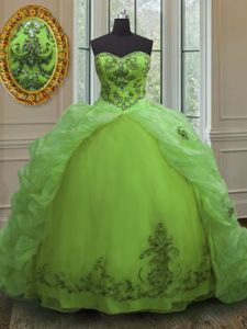 Quinceanera Dress Military Ball and Sweet 16 and Quinceanera and For with Beading and Appliques and Pick Ups Sweetheart Sleeveless Court Train Lace Up