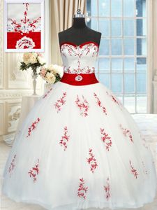 Best Selling White Ball Gowns Appliques and Belt 15 Quinceanera Dress Lace Up Tulle Sleeveless Floor Length